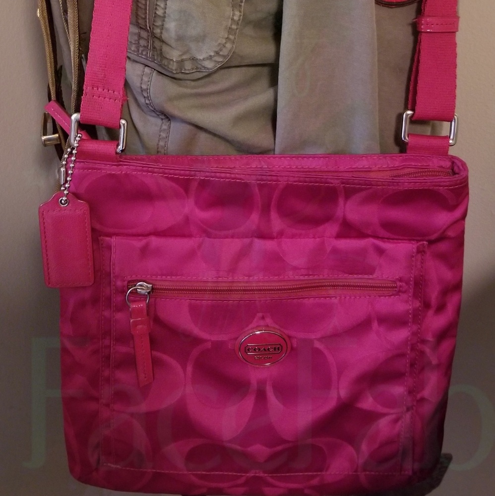 EUC Coach Nylon File Berry Crossbody Bag